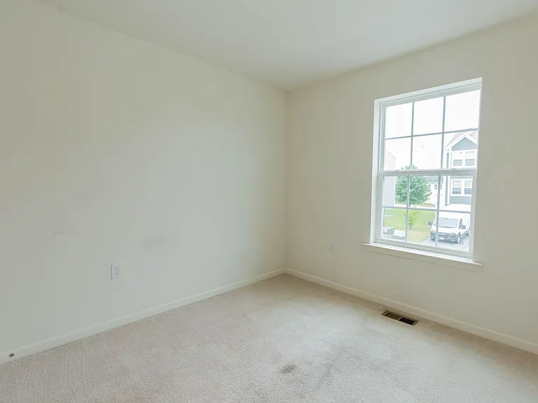 608 Thumper Dr — Photo 13