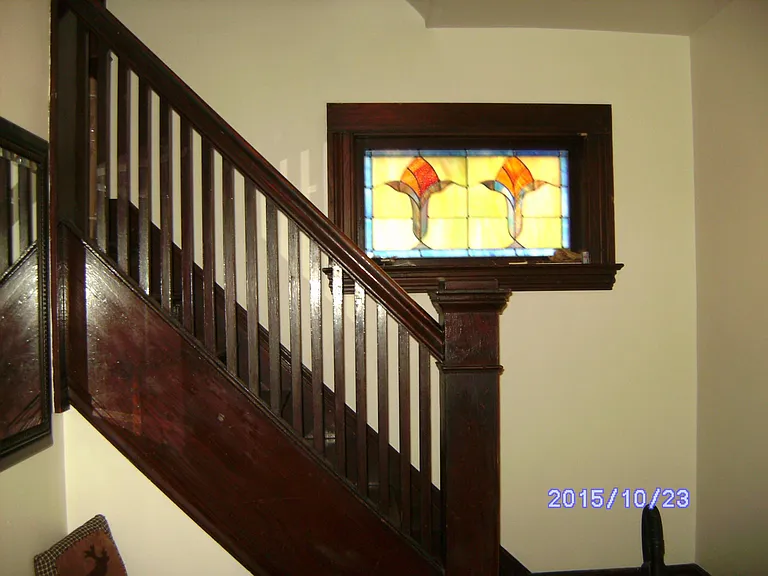 Foyer. No changes
