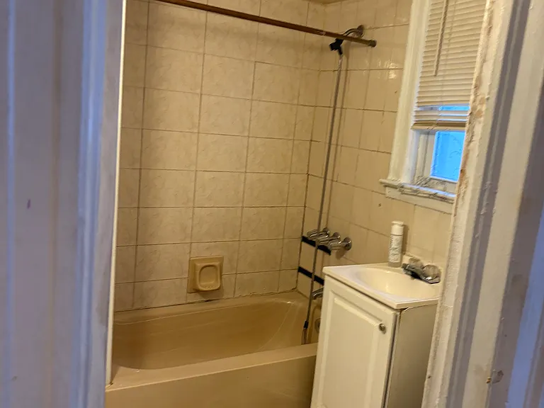654 Liberty Ave #1 — Photo 10