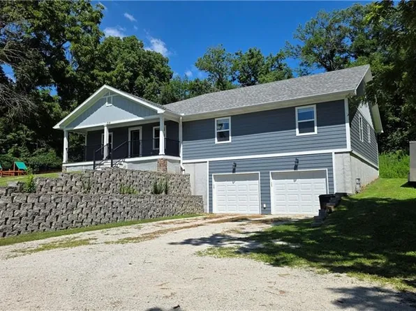 315 Harrington Ave, Saint Joseph, MO 64504