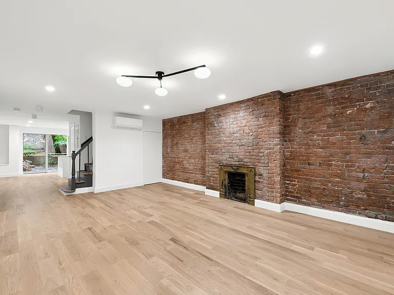 765 Greenwich St #1 — Photo 8