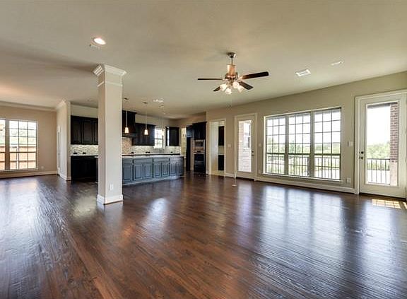 5th image of 2805 Hundred Knights Dr