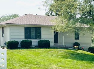 5945 W 199th St, Stilwell, KS 66085