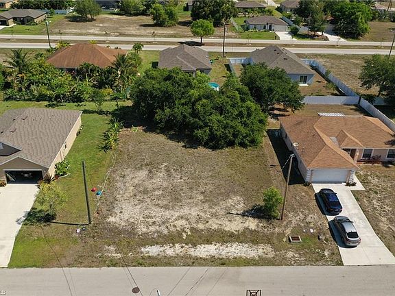2nd image of 1807 SW 16th Ter