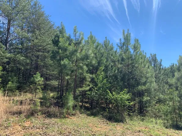 42 River Front Dr, Sparta, TN 38583