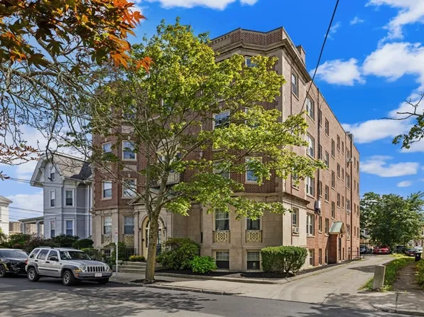 20 Chestnut St APT 402, Malden, MA 02148