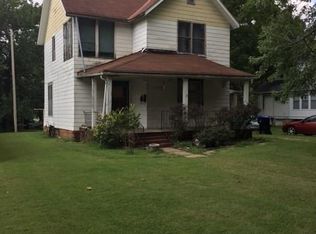 2065 SW Lane St, Topeka, KS 66604