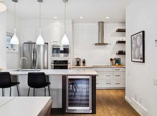 2421 N 2nd Ave NW #1, Calgary, AB T2N 0H5