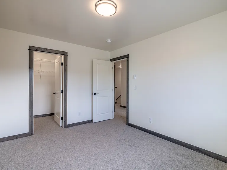 3384 Crosswind Ct — Photo 21