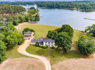 2390 Little Bay Rd, White Stone, VA 22578