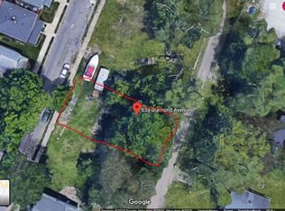 638 Diamond Ave, South Bend, IN 46628