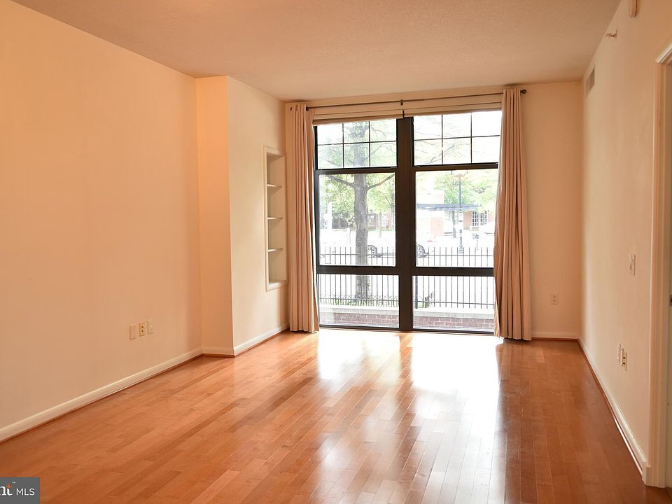 1st image of 1021 N Garfield St APT 140