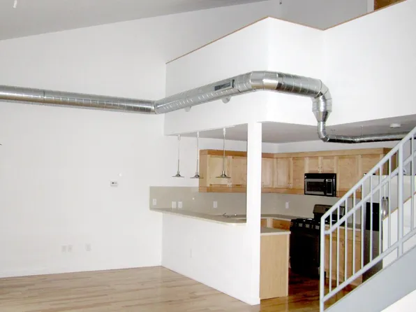 1825 Parmenter Blvd #6515e760a, Royal Oak, MI 48073