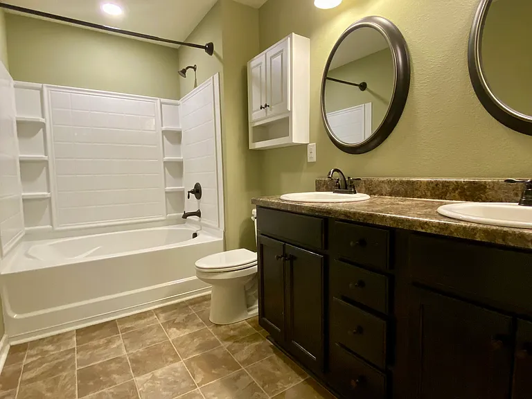 250 Bermuda Lakes Dr — Photo 11