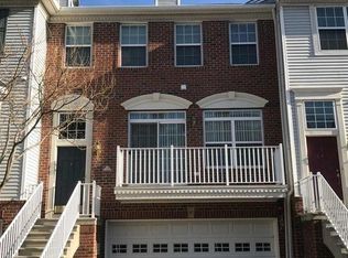 4 McMartin Ct, Jersey City, NJ 07305