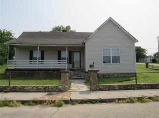 306 S Lincoln St, Desloge, MO 63601
