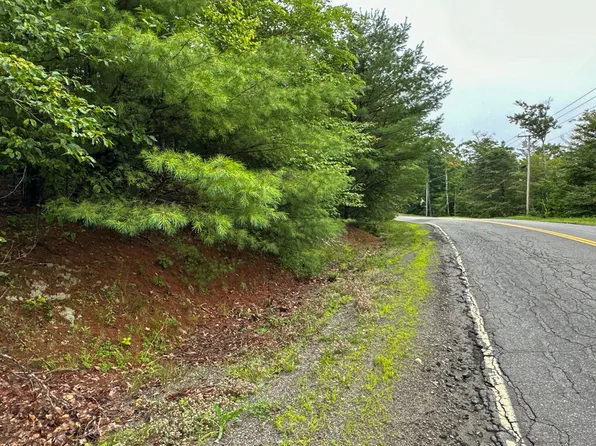 563 West Old Main Road, Lowell, ME 04493
