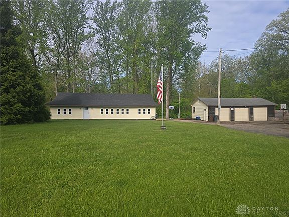 2nd image of 4467 Eaton Gettysburg Rd