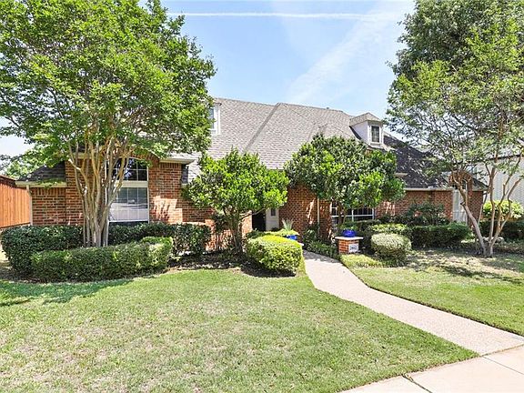 2nd image of 2802 Miramar Dr