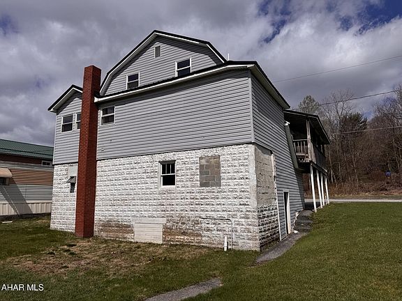 2nd image of 651 McCoy St