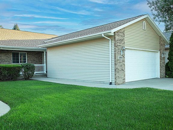 2nd image of 4805 Briarwood Dr