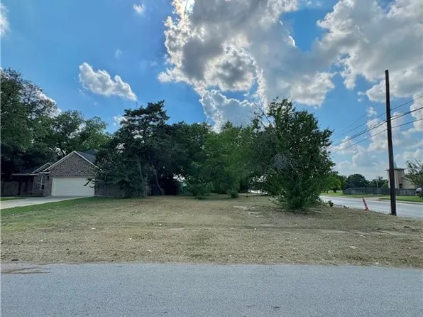 708 N Washington Ave, Bryan, TX 77803