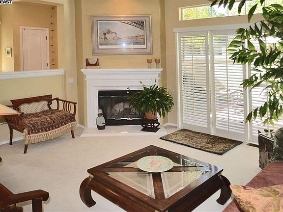 5th image of 656 Palomino Dr