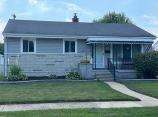 25145 Send St, Roseville, MI
