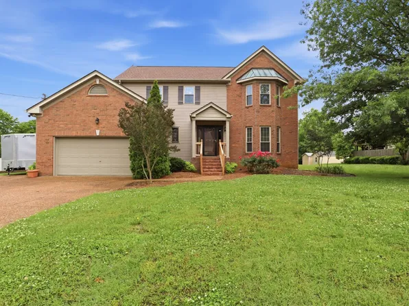 398 Clarkston Dr, Smyrna, TN 37167