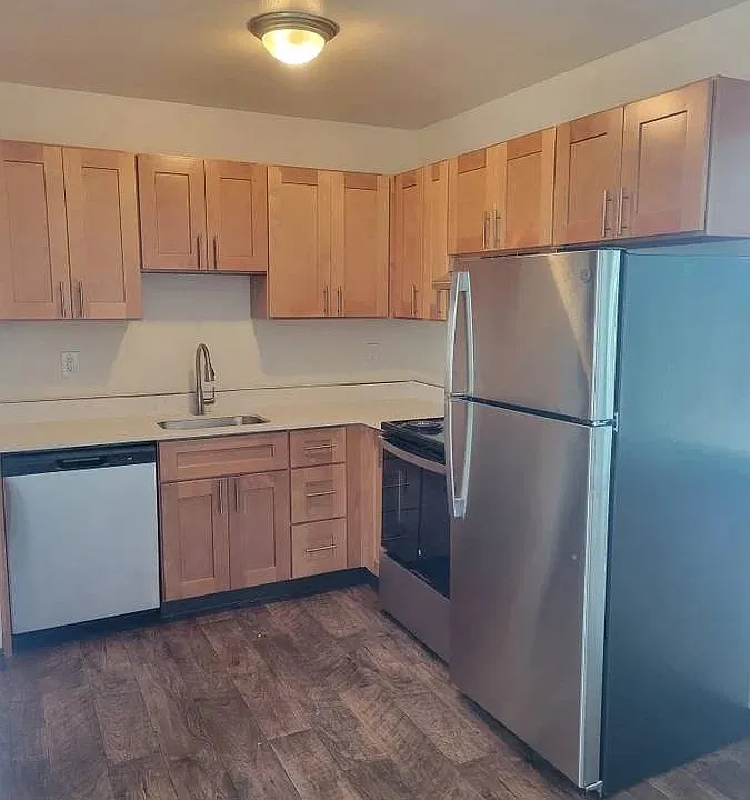 Carleton Terrace Apartments