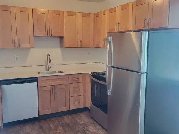 Carleton Terrace Apartments