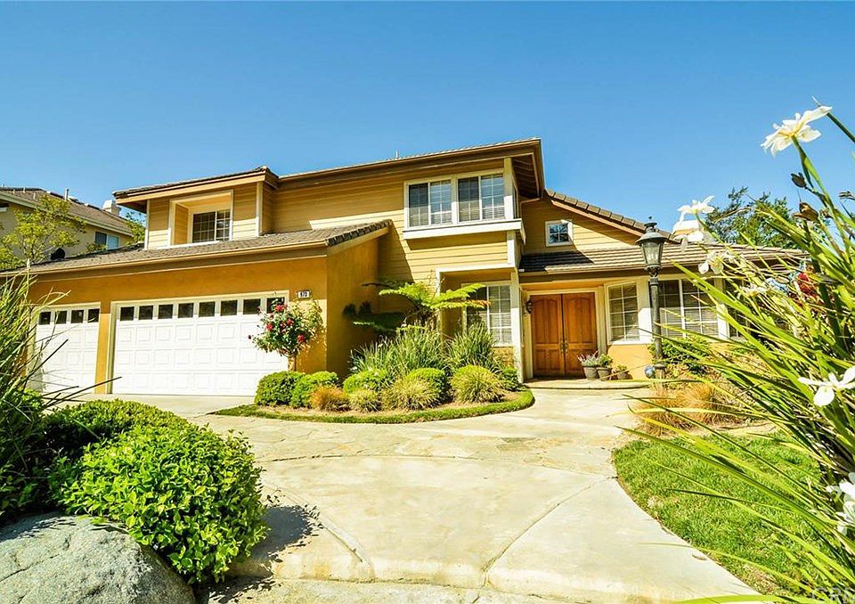 1st image of 973 Las Rosas Dr