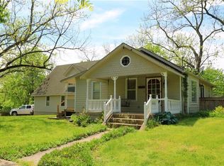 18213 Holke Rd, Independence, MO 64057