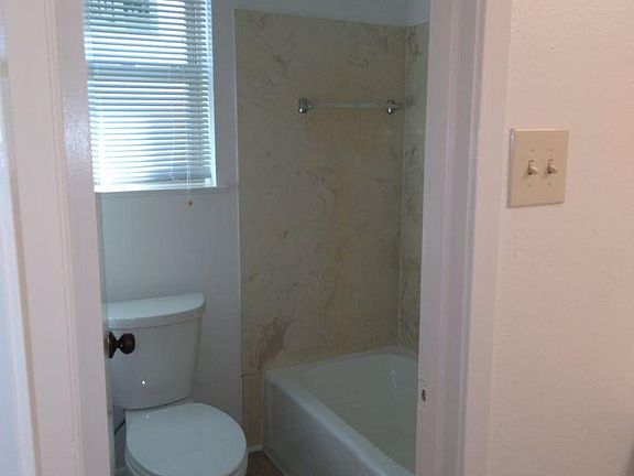 4th image of 6624 Lexington Dr #12
