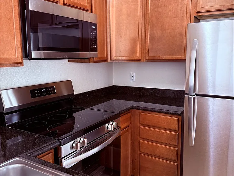 9325 W Desert Inn Rd #260 — Photo 8