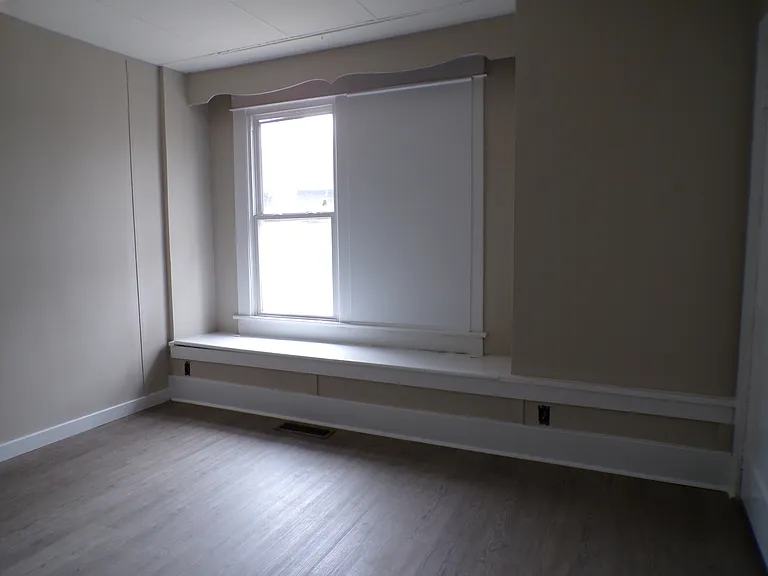 3105 Avenue D — Photo 5