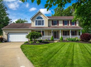 6930 S Camelot Ct, Mentor, OH 44060