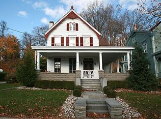 9 S Main St, Stockton, NJ