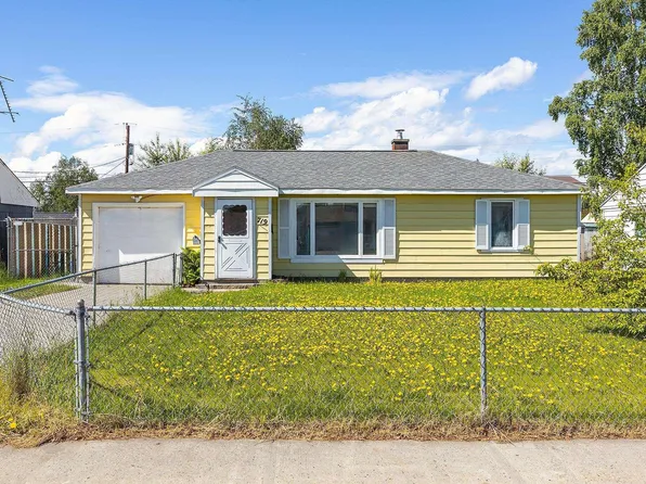719 Bentley Dr, Fairbanks, AK 99701