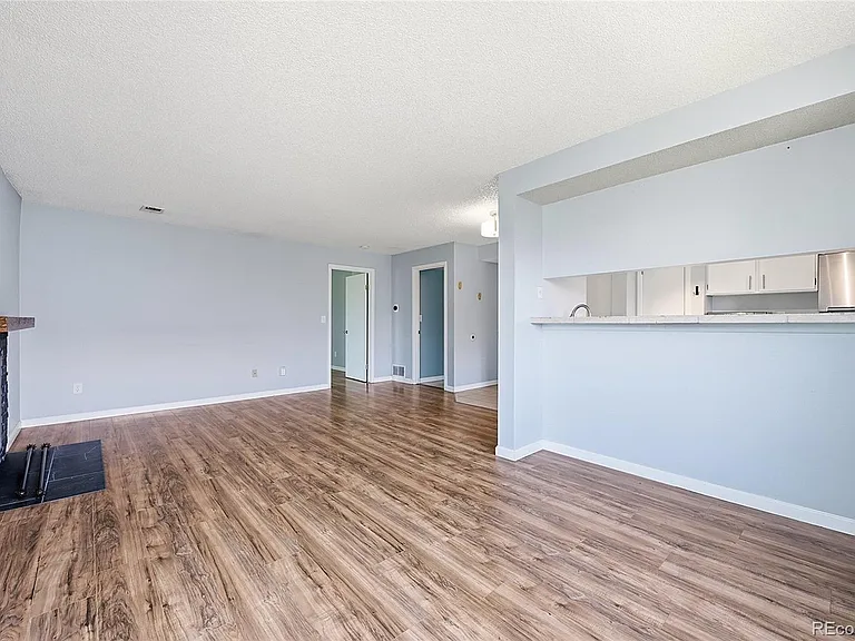 3021 S Ursula Cir #301 — Photo 8