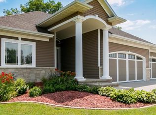 3603 Royal Dr SW, Cedar Rapids, IA 52404