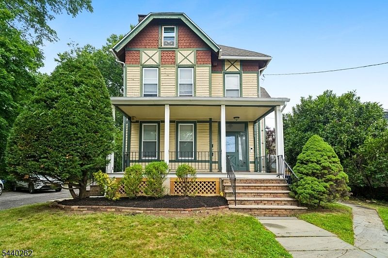 1st image of 70 Elm St