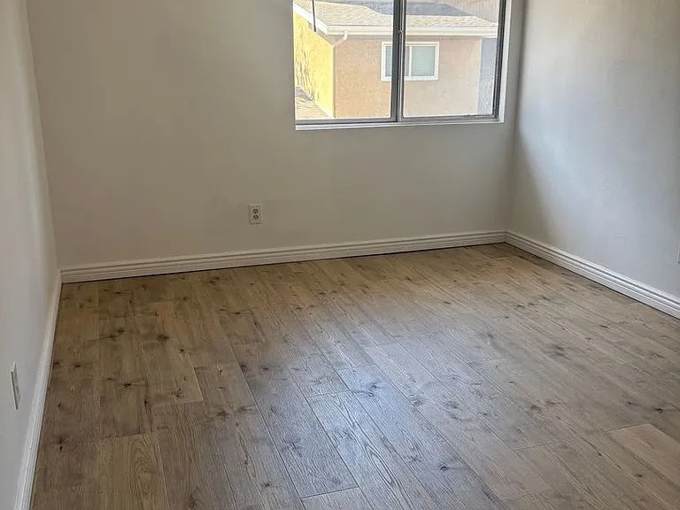 4220 Vista Del Rio Way #4 — Photo 9