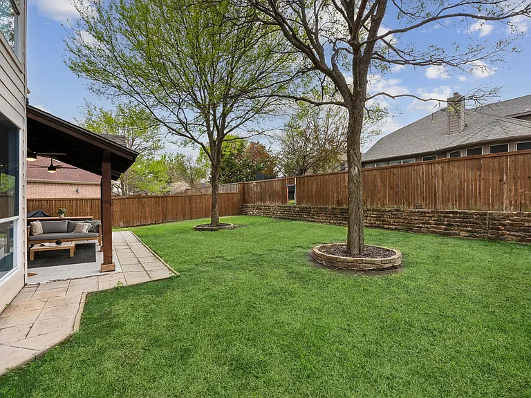 516 Crutcher Xing — Photo 31