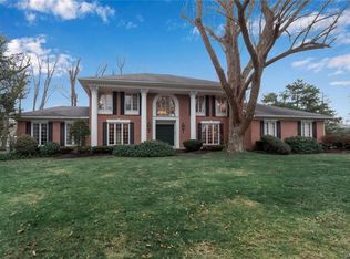 95 Waterford Park, Williamsville, NY 14221