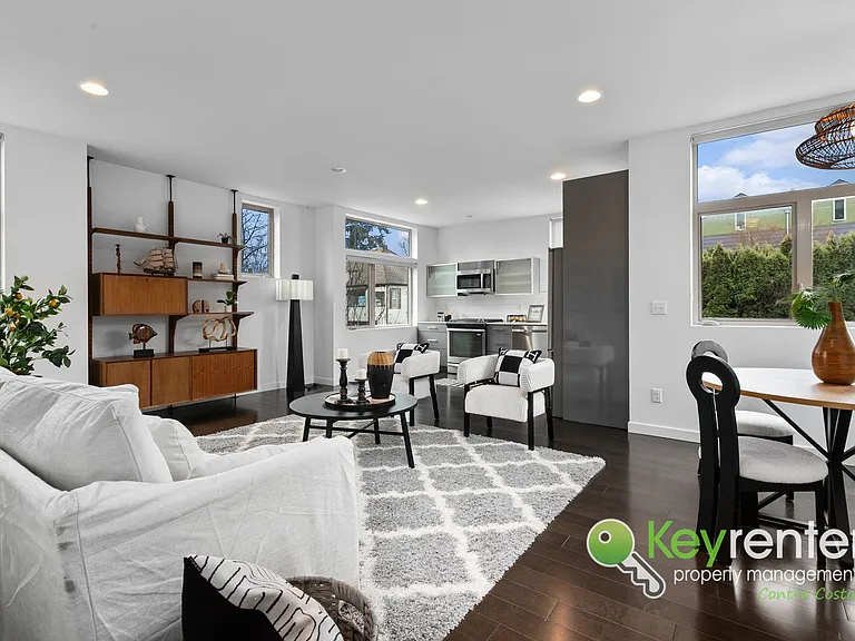 2514 S Washington St — Photo 18