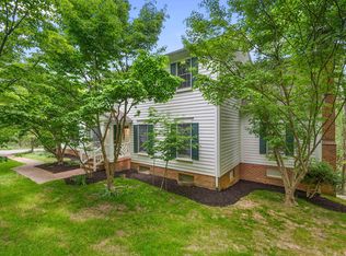 554 Deercroft Dr, Blacksburg, VA 24060