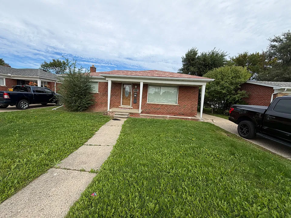 27014 Ford Rd