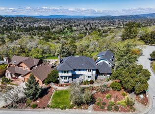 4747 Woodview Dr, Santa Rosa, CA 95405