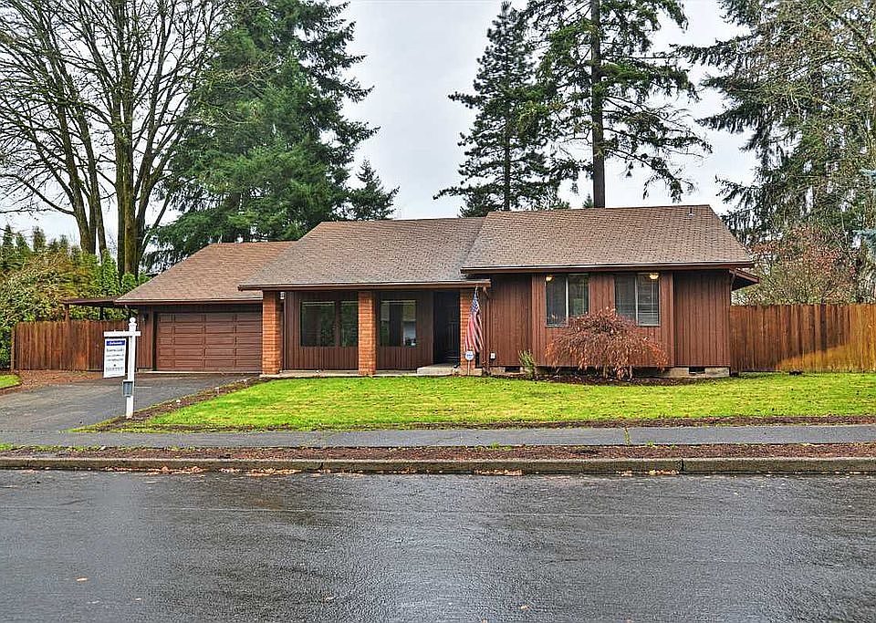1st image of 11107 NE 32nd Ave